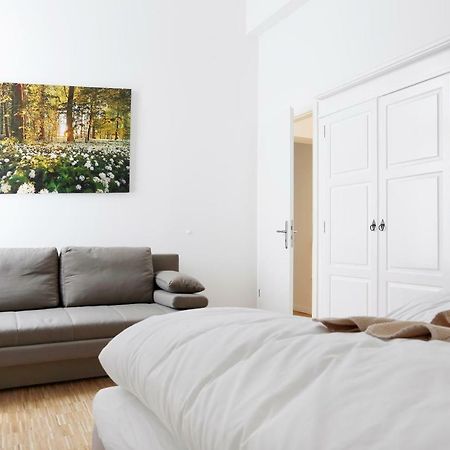 Sc 02 By Rockchair Apartments L Superhost Status L 4 Bedrooms Boxspringbeds 2 Bathrooms Balcony Elevator - Cozy Family & Business Flair Welcomes You! เบอร์ลิน ภายนอก รูปภาพ