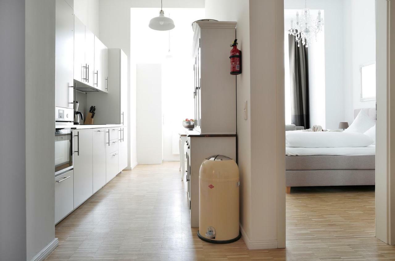 Sc 02 By Rockchair Apartments L Superhost Status L 4 Bedrooms Boxspringbeds 2 Bathrooms Balcony Elevator - Cozy Family & Business Flair Welcomes You! เบอร์ลิน ภายนอก รูปภาพ